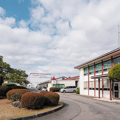菅公学生服株式会社 米子工場